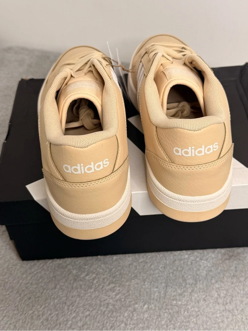 Adidas Break Start Low W Beige Cream Sneakers Women’s 9.5 NIB
